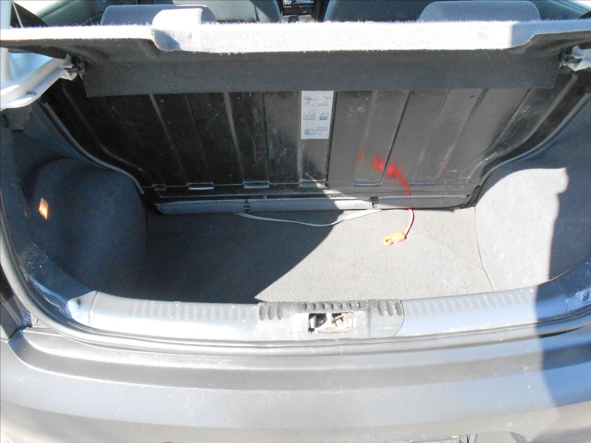 Volkswagen Fox Hatchback 1,2 l 40 kw