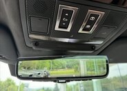 Land Rover Defender SUV 4,4 l 467 kw