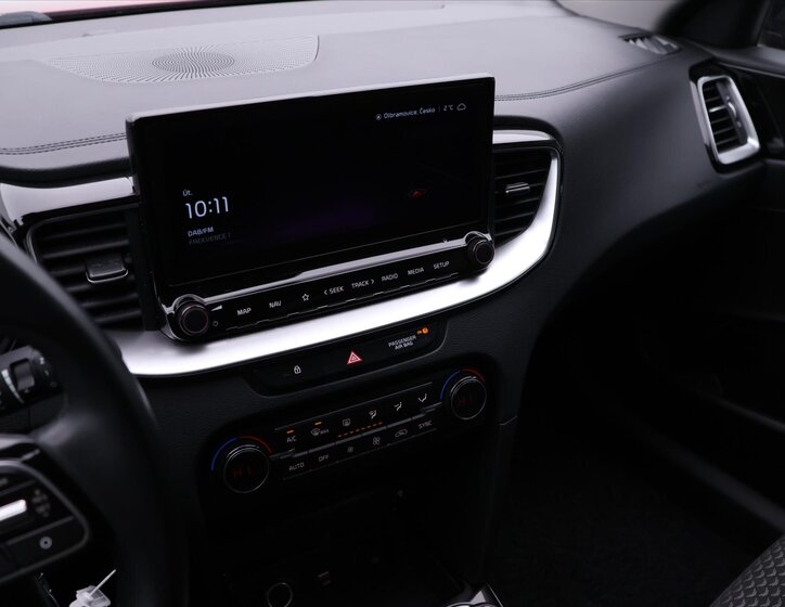 KIA XCeed SUV / Terénní 1,5 l 117 kw