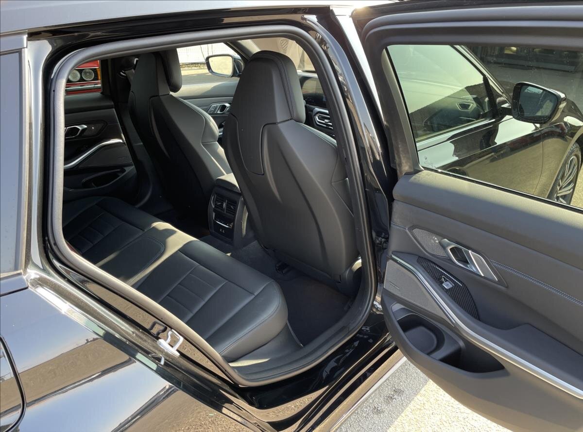 BMW Řada 3 Kombi 2,0 l 215 kw