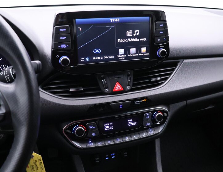 Hyundai i30 Kombi 1,4 l 103 kw