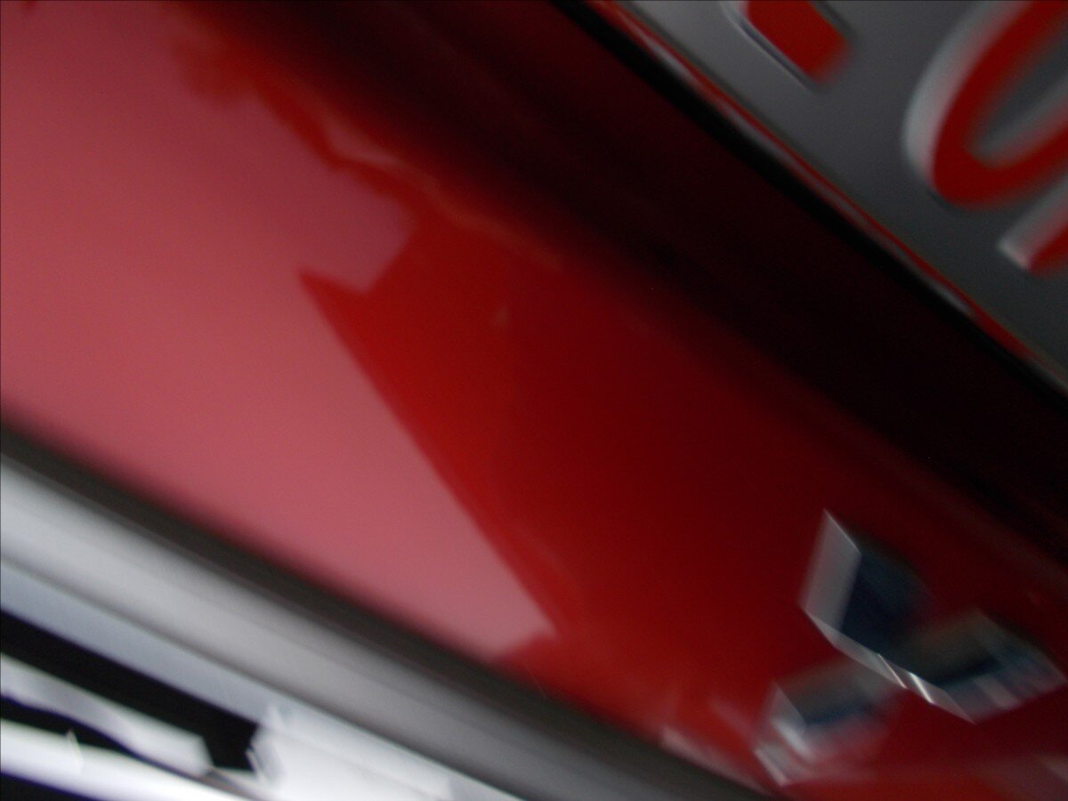 Mitsubishi Outlander SUV / Terénní 2,0 l 110 kw