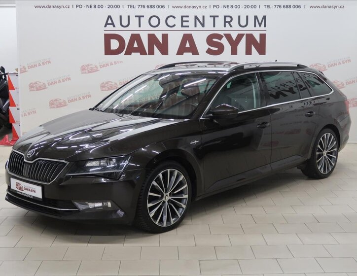 Škoda Superb 1