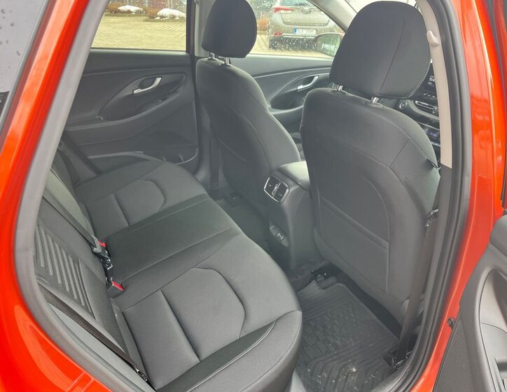 Hyundai i30 Kombi 998,0 73 kw