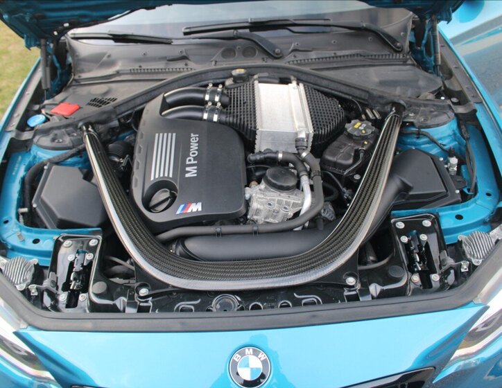 BMW M2 Kupé 3,0 l 302 kw