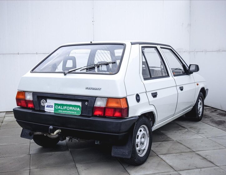 Škoda Favorit Hatchback 1,3 l 46 kw