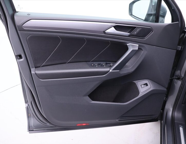 Volkswagen Tiguan 12