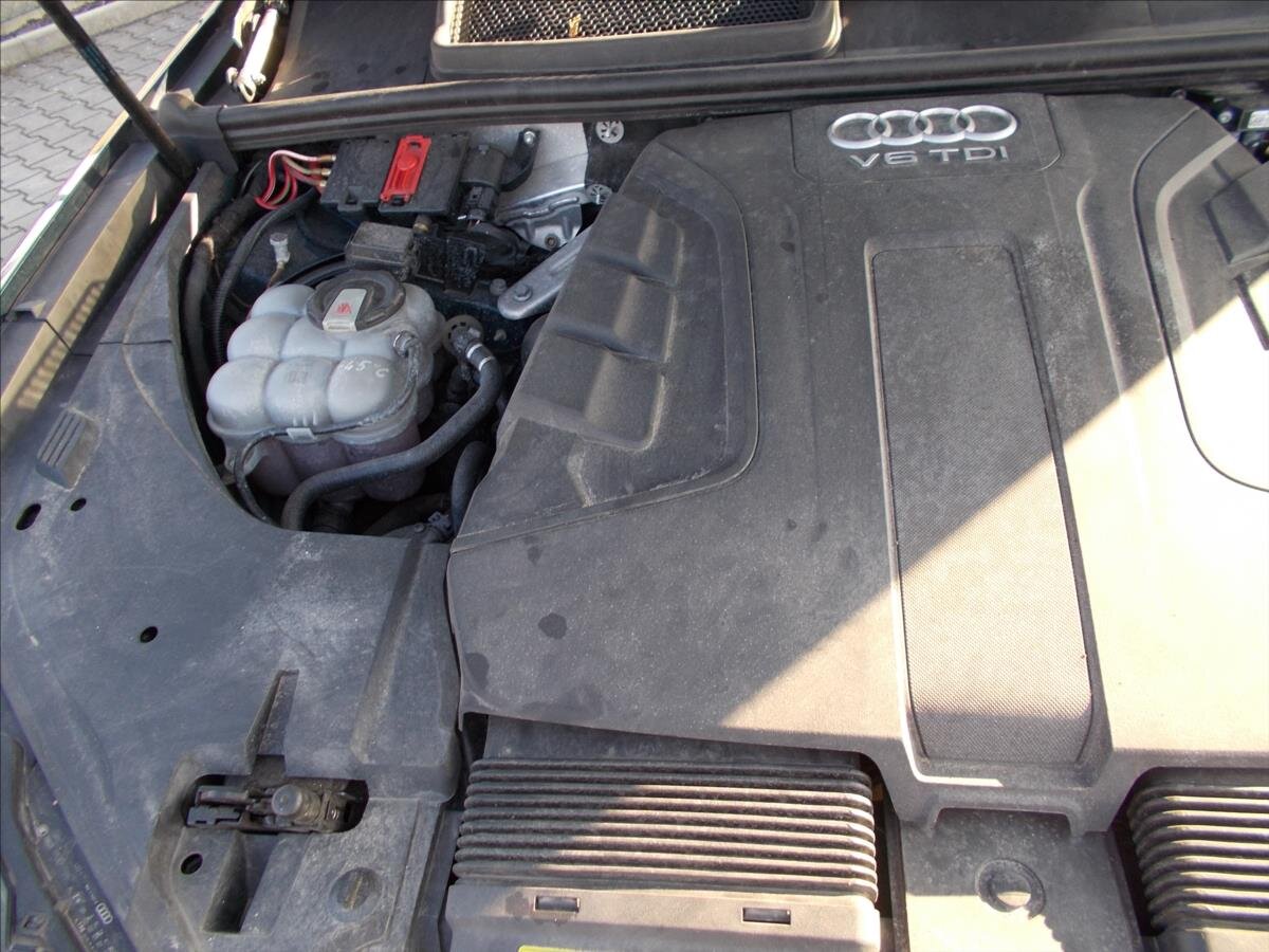 Audi Q7 SUV 3,0 l 160 kw