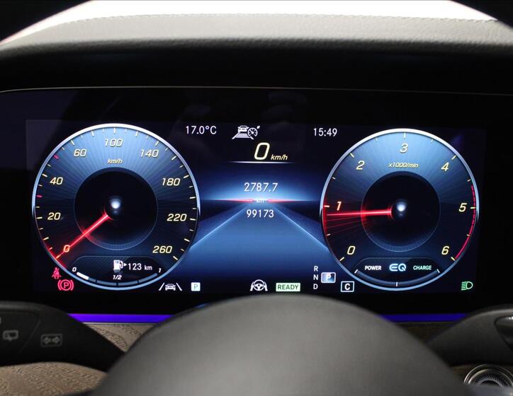 Mercedes-Benz Třídy E 22