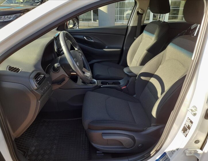 Hyundai i30 Liftback 998,0 88 kw