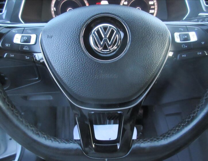 Volkswagen Tiguan Allspace 9