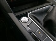 Volkswagen Passat Sedan / Limuzína 1,5 l 110 kw