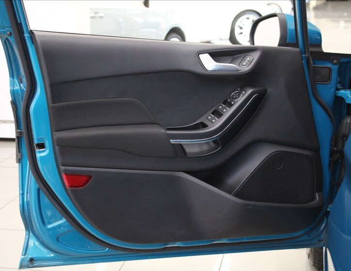 Ford Fiesta Hatchback 998,0 73 kw