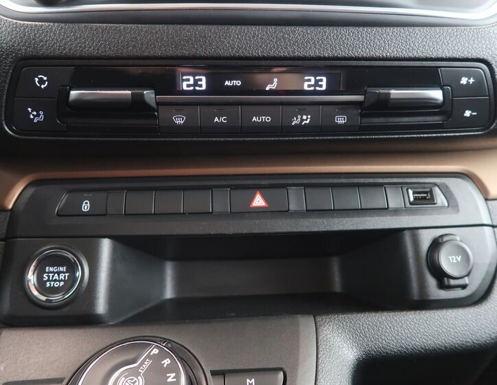 Toyota ProAce VAN-Minibus 2,0 l 130 kw