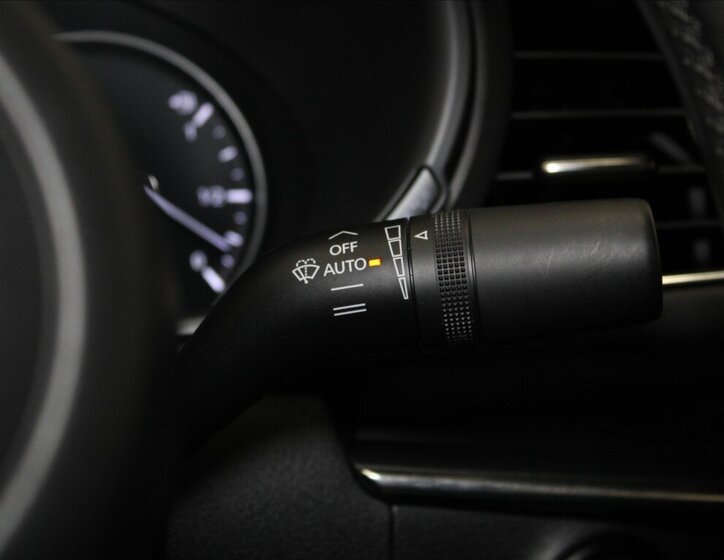 Mazda 3 Sedan 2,0 l 90 kw