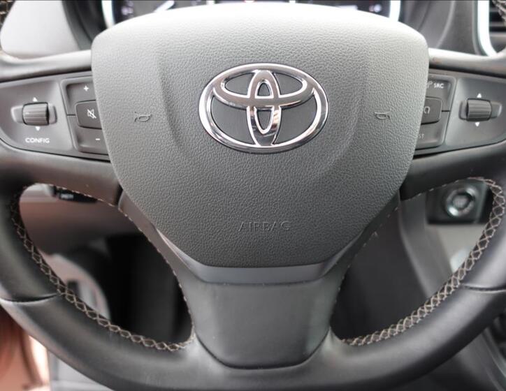 Toyota ProAce Verso 25