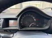 Toyota iQ Hatchback 998,0 50 kw