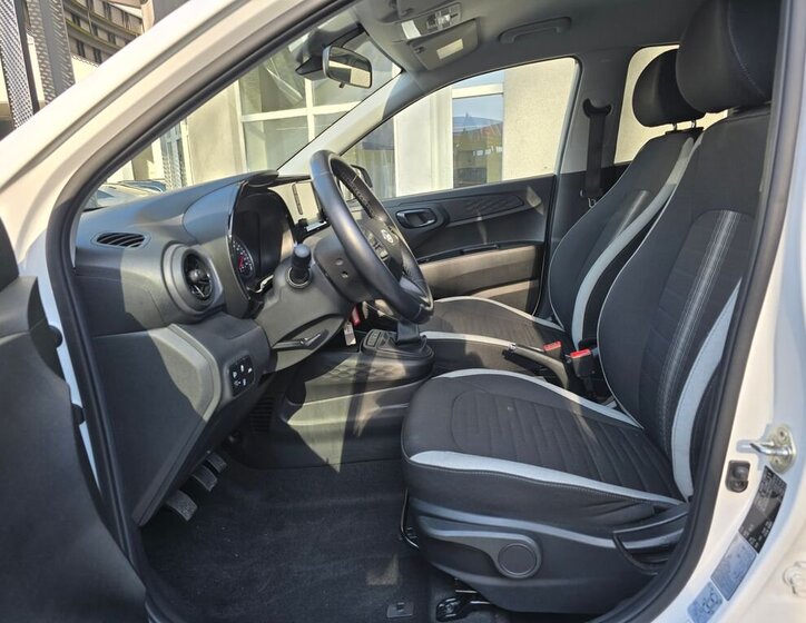 Hyundai i10 Hatchback 1,2 l 61 kw