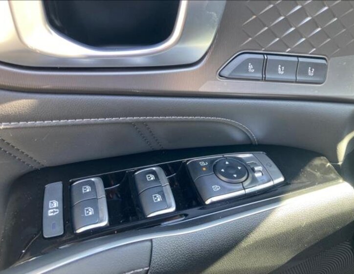 KIA Sorento SUV / Terénní 2,2 l 142 kw