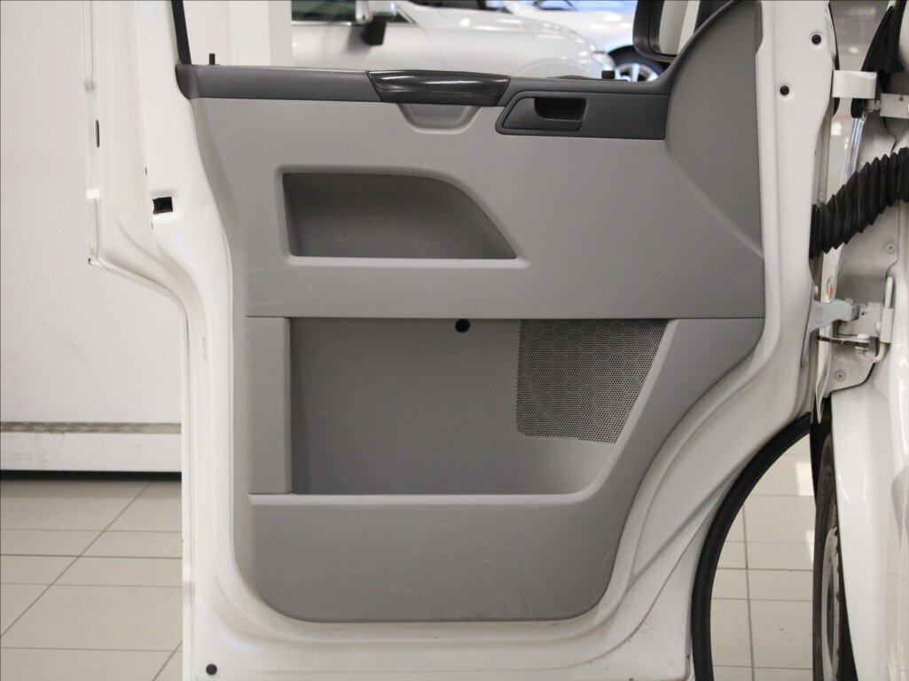 Volkswagen Transporter Skříň 2,0 l 62 kw
