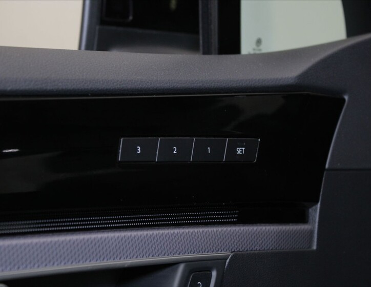 Volkswagen Touareg 19