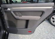 Volkswagen Touran 24