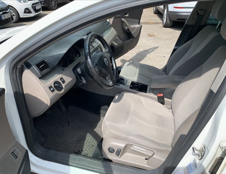 Volkswagen Passat Kombi 2,0 l 125 kw