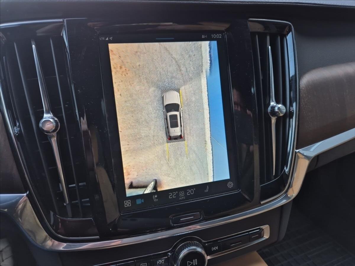 Volvo V90 Kombi 2,0 l 145 kw