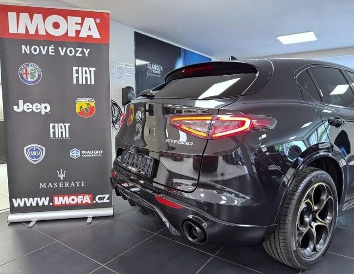 Alfa Romeo Stelvio SUV / Terénní 2,0 l 206 kw