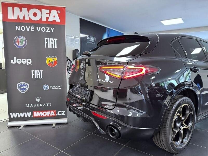Alfa Romeo Stelvio SUV / Terénní 2,0 l 206 kw