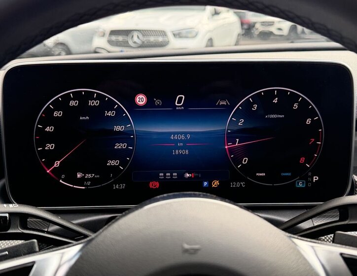 Mercedes-Benz Třídy C Kombi 1,5 l 150 kw