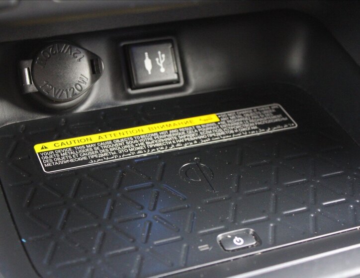 Toyota RAV4 SUV 2,0 l 129 kw