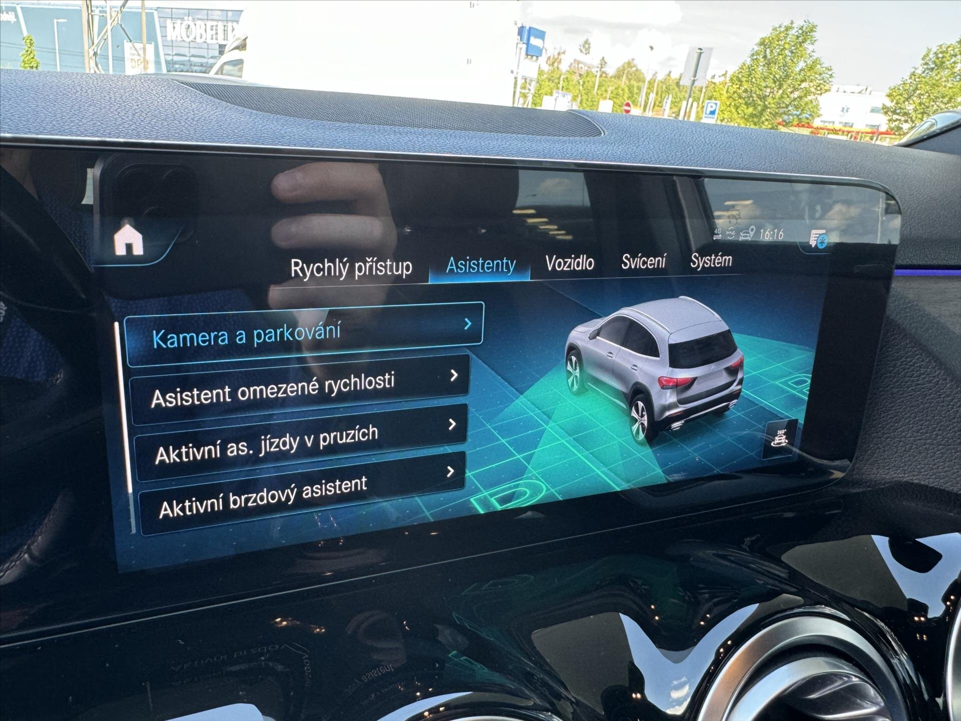 Mercedes-Benz GLA SUV / Terénní 2,0 l 165 kw