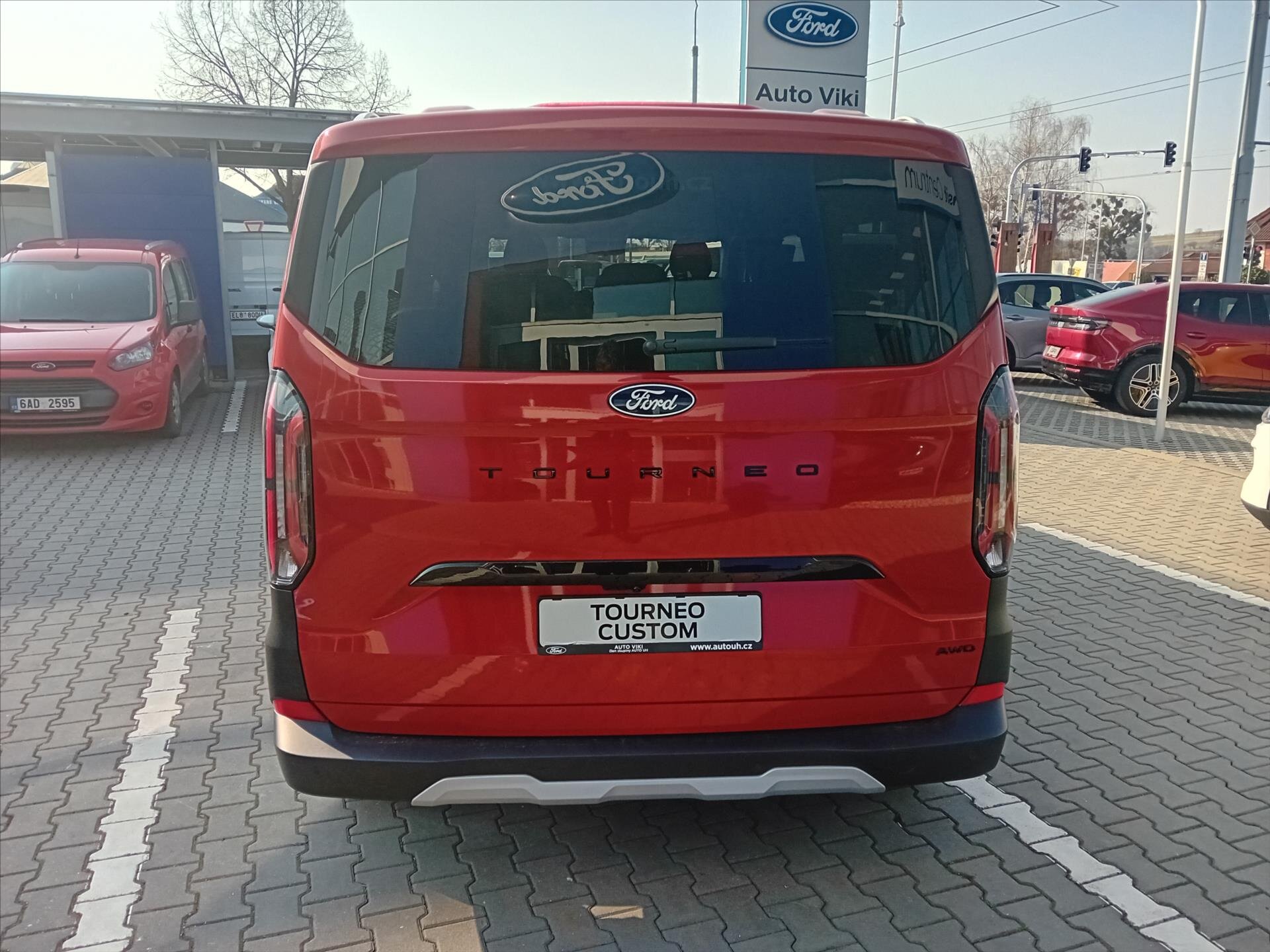 Ford Tourneo Custom Kombi 2,0 l 125 kw