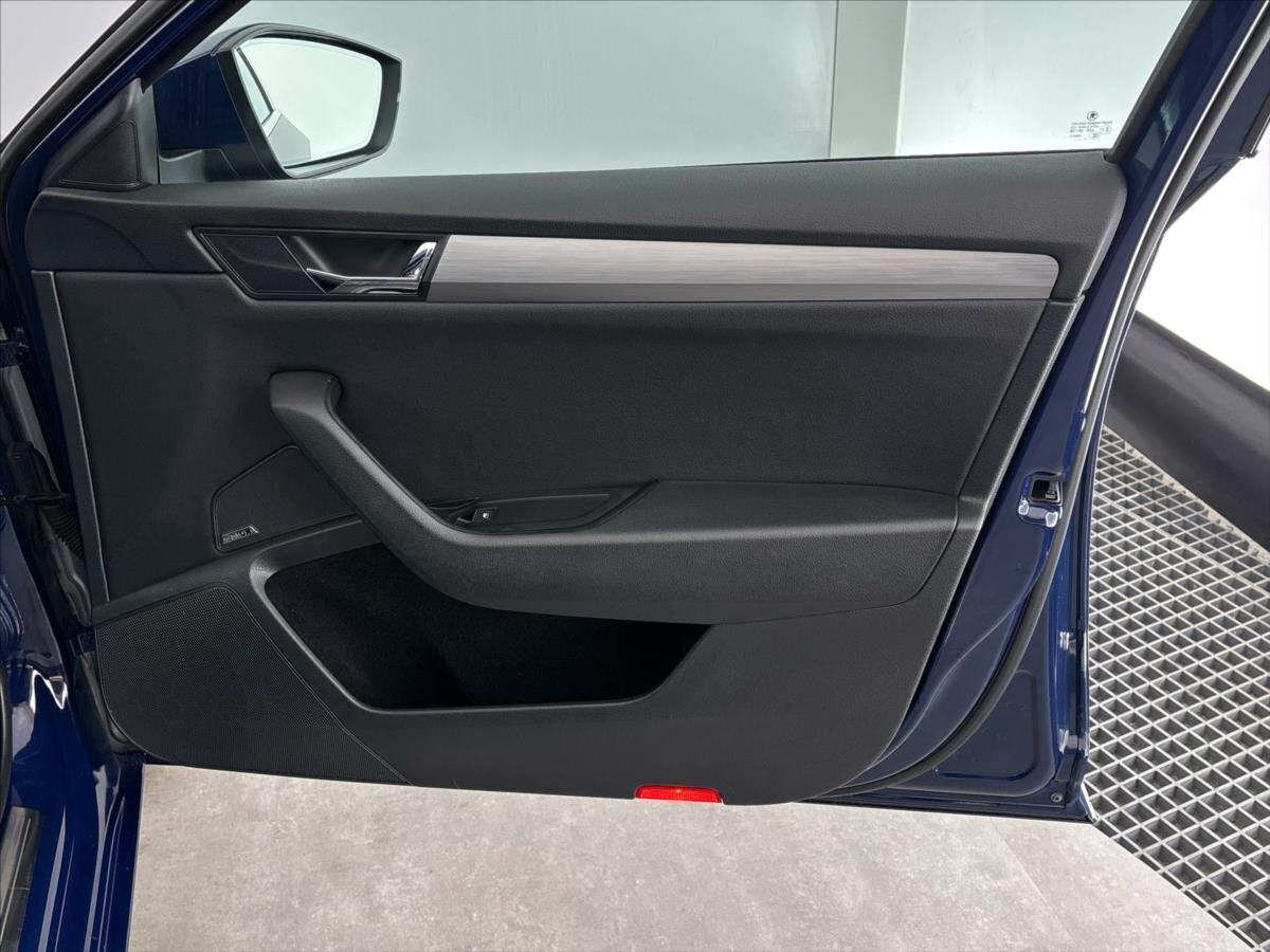 Škoda Superb Kombi 2,0 l 110 kw