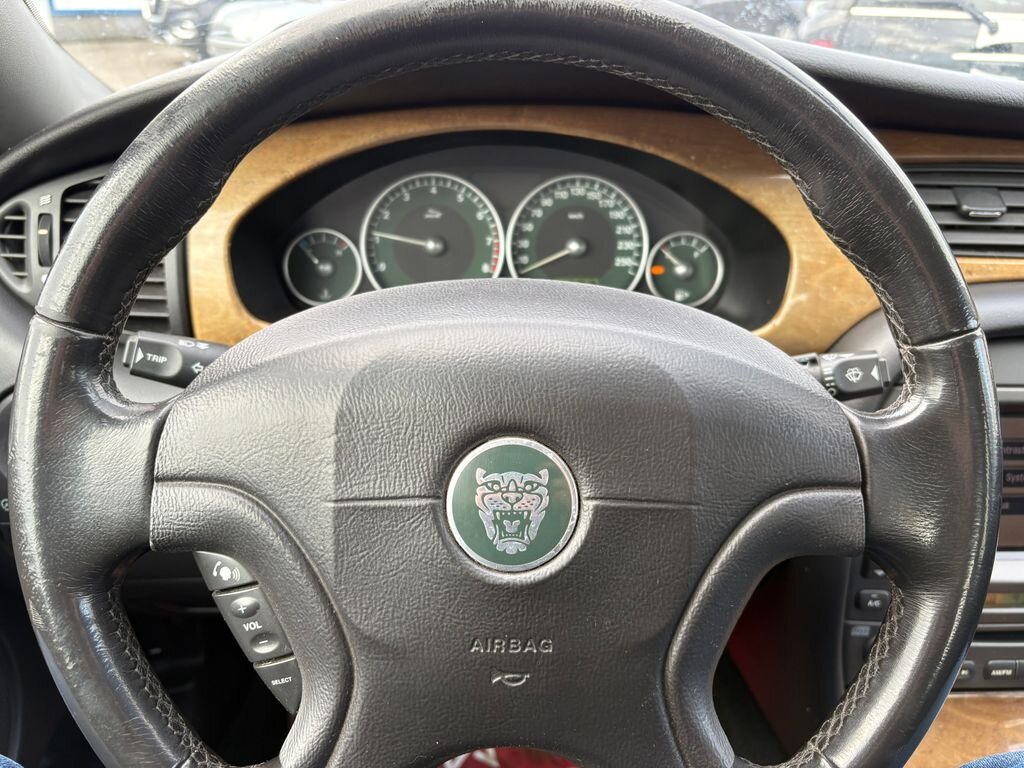 Jaguar X-Type Sedan 2,1 l 115 kw