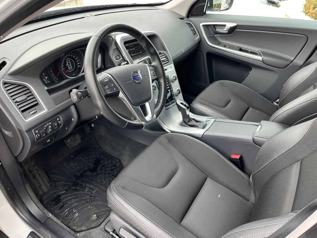Volvo XC60 SUV 2,4 l 140 kw