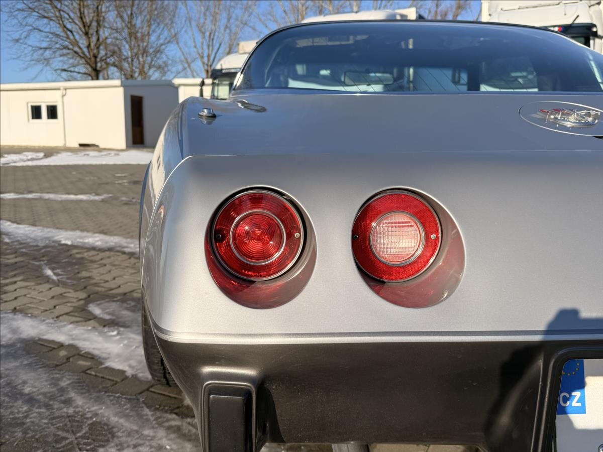 Chevrolet Corvette Kupé 5,7 l 123 kw