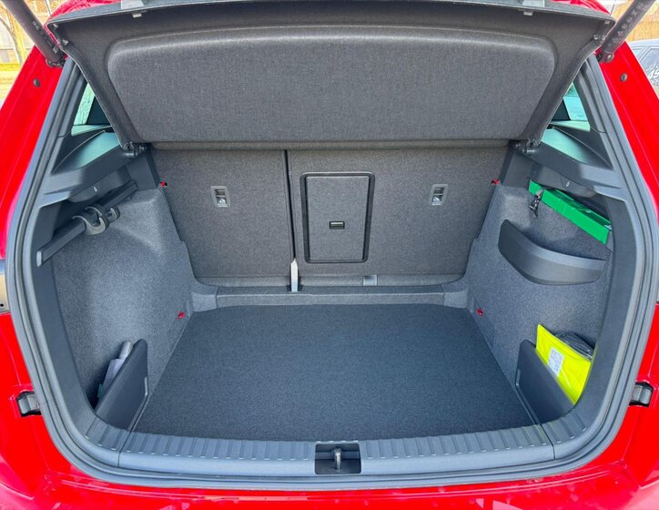 Škoda Karoq SUV / Terénní 1,5 l 110 kw