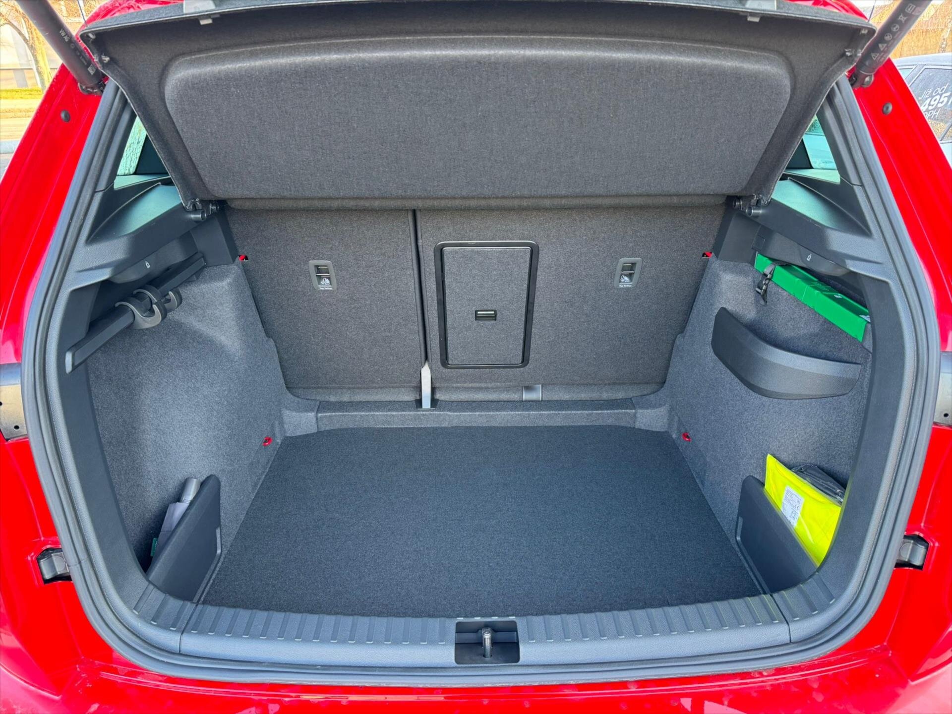 Škoda Karoq SUV / Terénní 1,5 l 110 kw