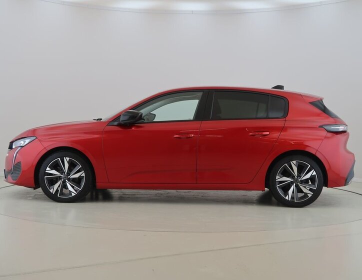 Peugeot 308 Hatchback 1,2 l 96 kw