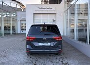 Volkswagen Touran MPV 1,5 l 110 kw