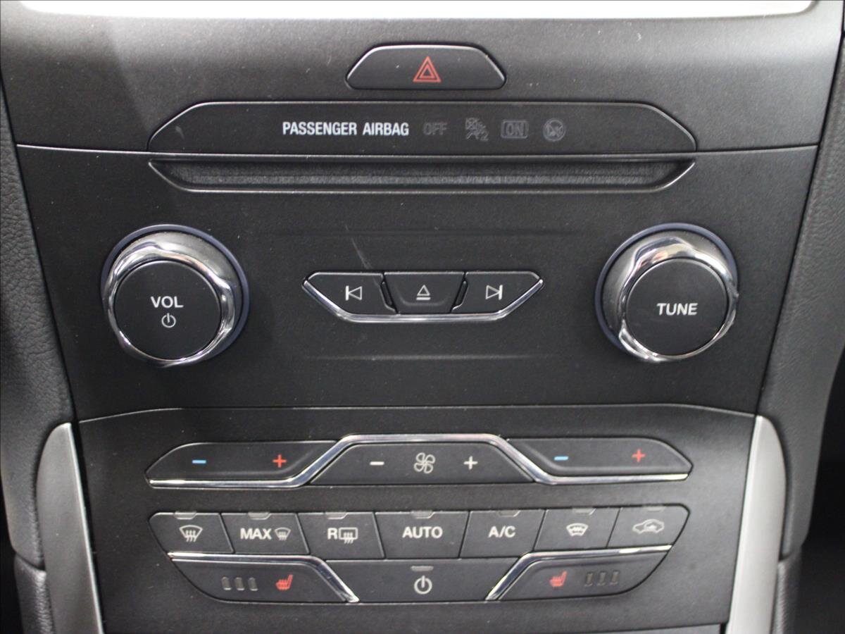 Ford S-MAX MPV 2,0 l 110 kw