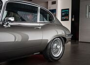 Jaguar E-Type 18