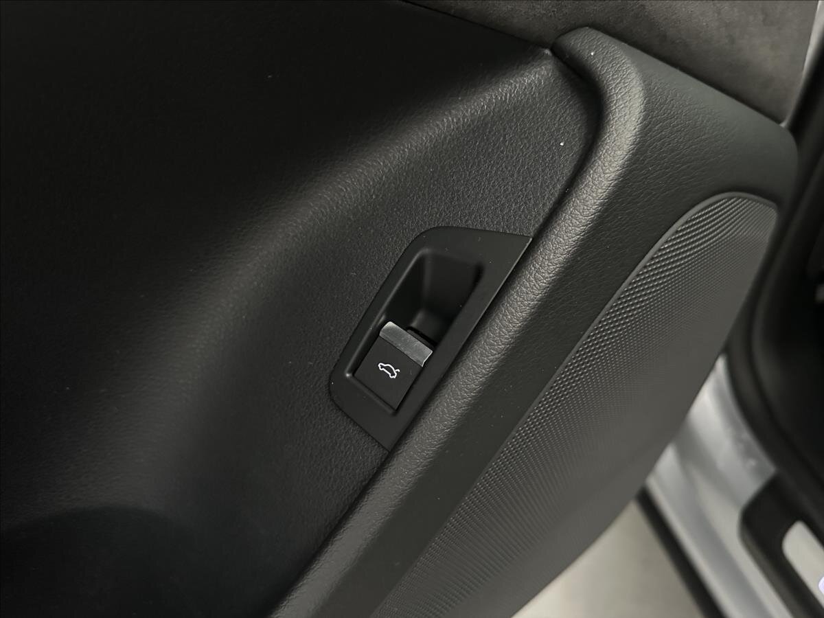 Audi SQ8 SUV 4,0 l 373 kw