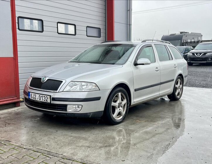 Škoda Octavia 1