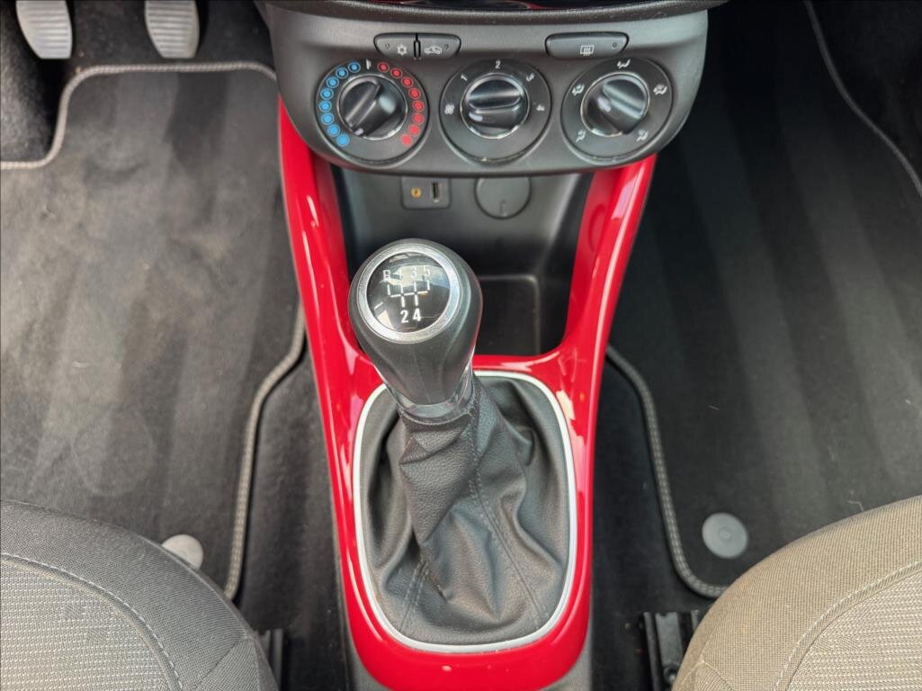 Opel Adam Hatchback 1,4 l 64 kw