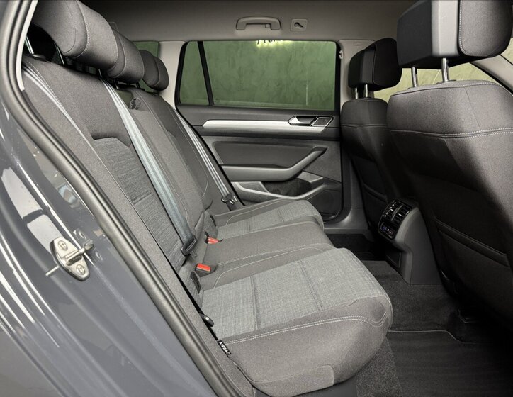 Volkswagen Passat Kombi 2,0 l 140 kw