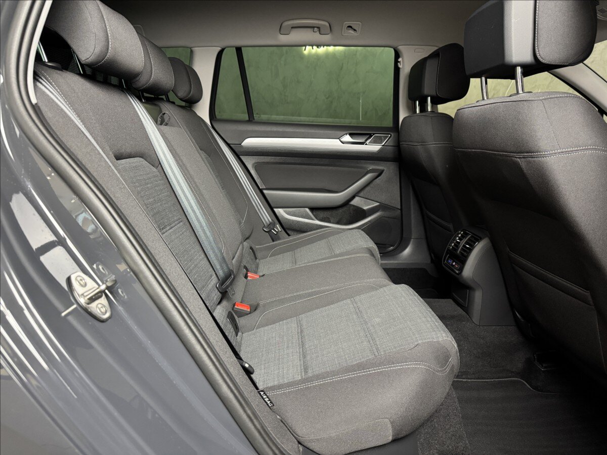 Volkswagen Passat Kombi 2,0 l 140 kw