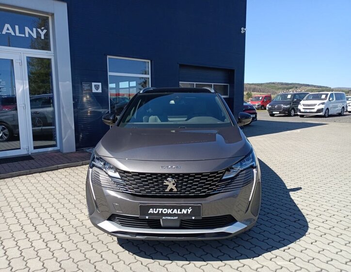 Peugeot 5008 SUV / Terénní 1,5 l 96 kw